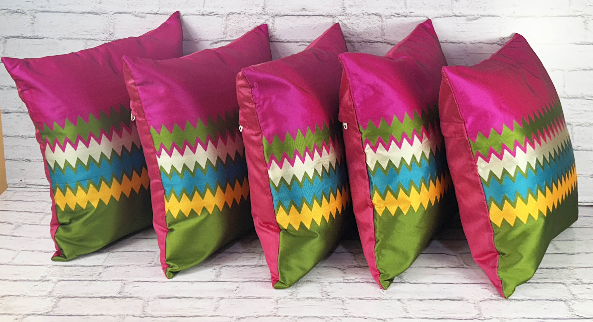 dymond pink green b